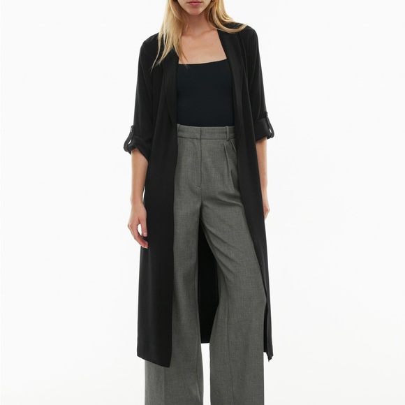 Babaton Kahlo Robe - Picture 2 of 2